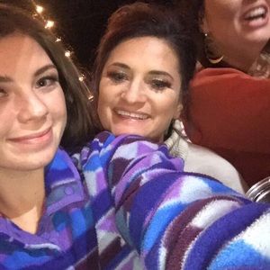 Meet your Posher, Dedra